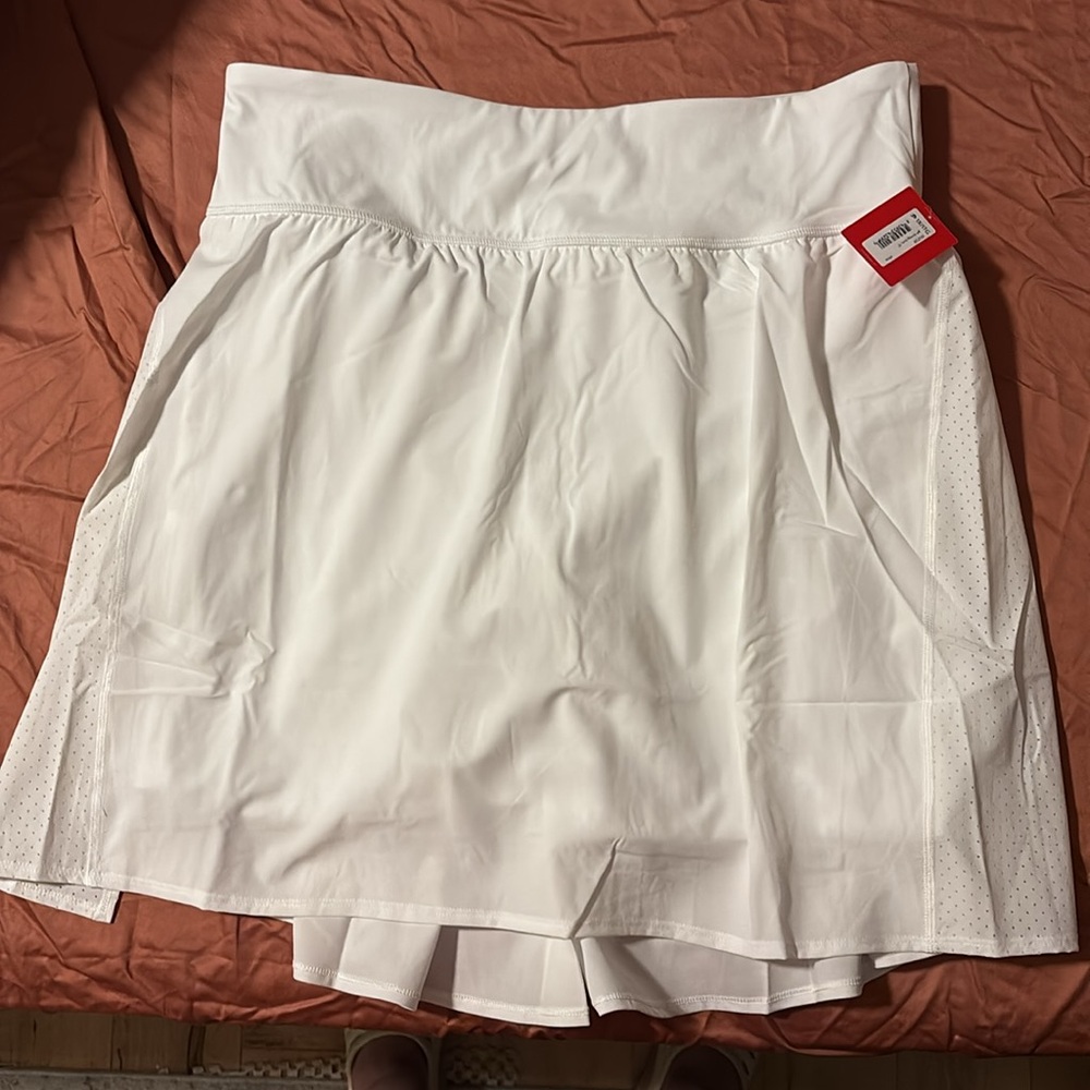 SPANXshape Get Moving 17” skort